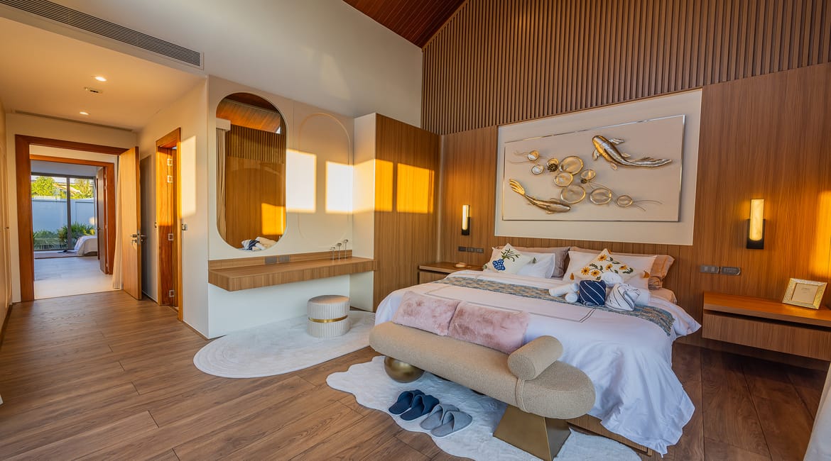 Grandma-Villa-Master-Bedroom-34