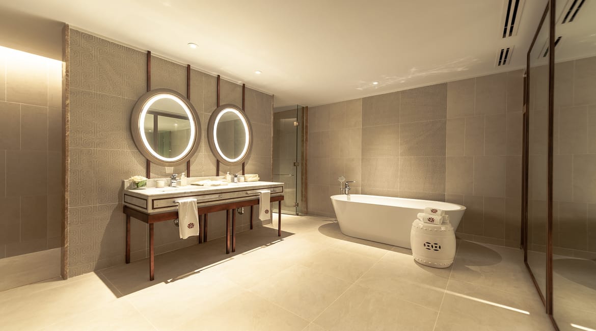 Master-Bathroom-actual-show-unit-1