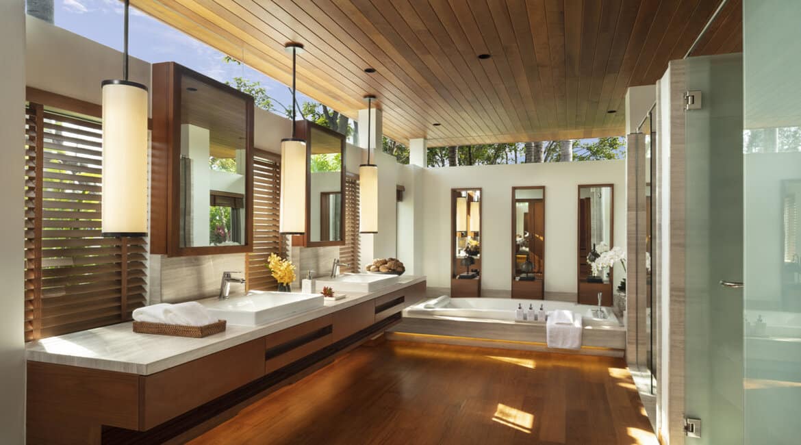 11_Master_Bathroom_Angle_1_Final-FILEminimizer